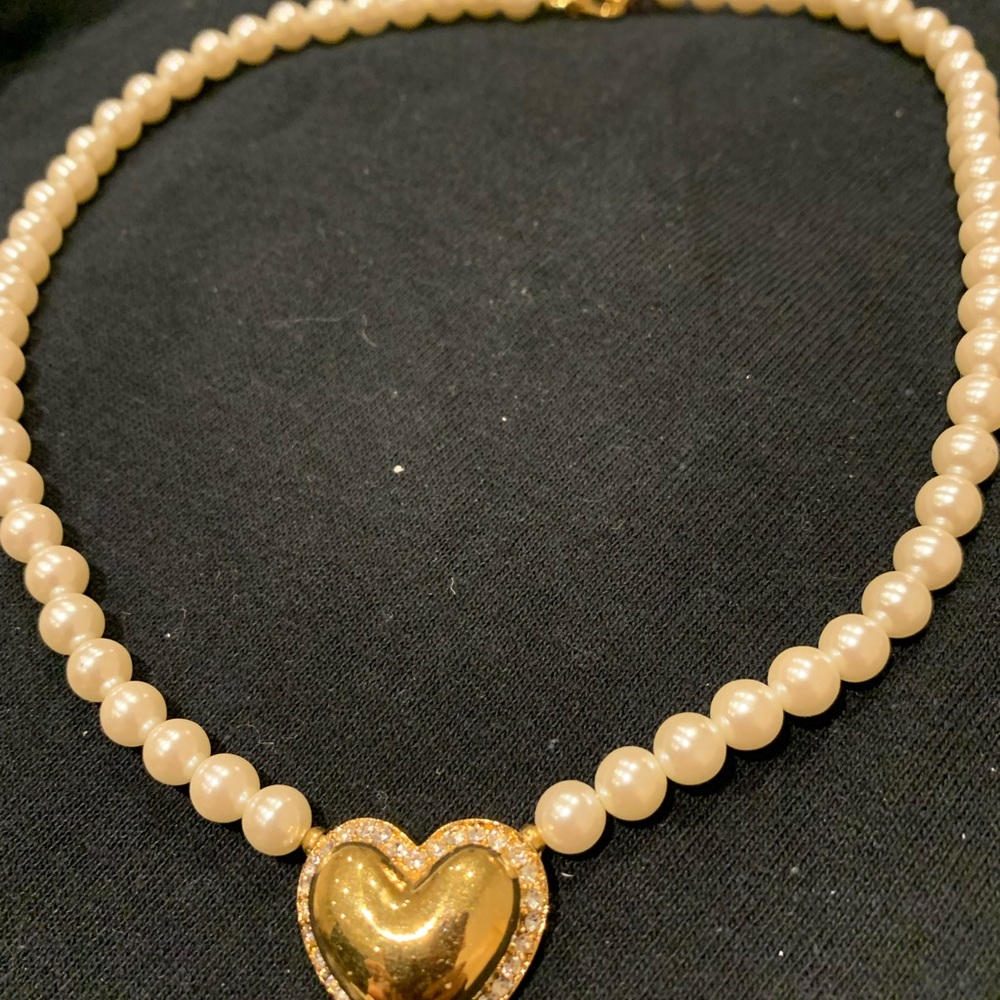 Beautiful Vendome Pearl Necklace and Earrings set